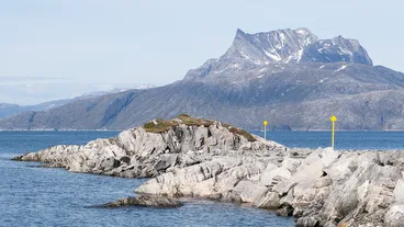 Nuuk Urban Trail to Mt. Sermitsiaq View