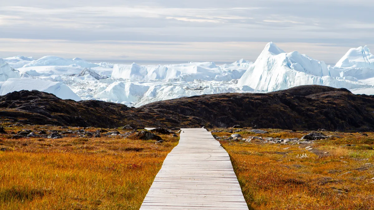 Yellow Trail (Ilulissat)