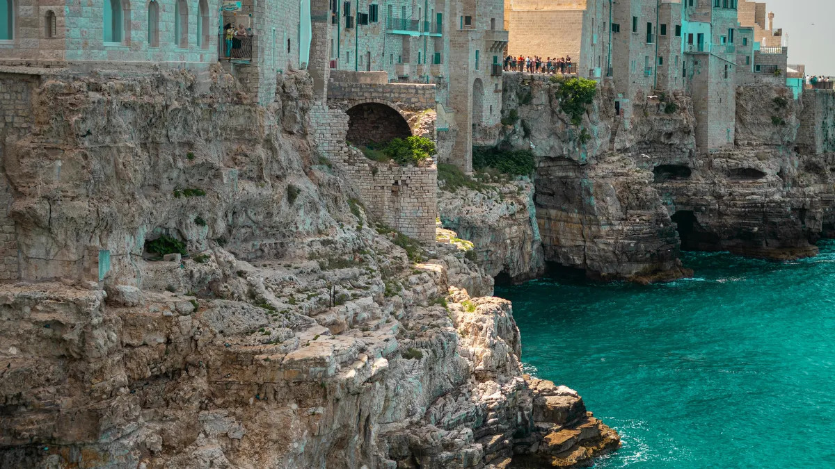 Bari