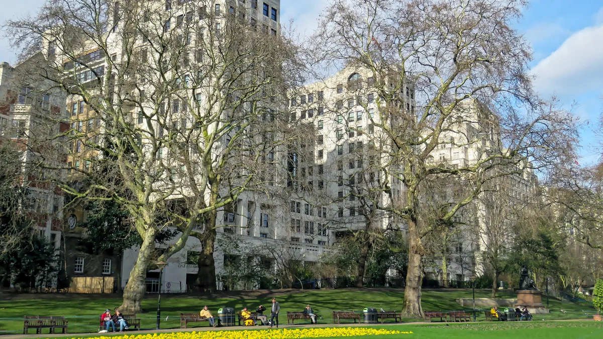 Victoria Embankment Gardens