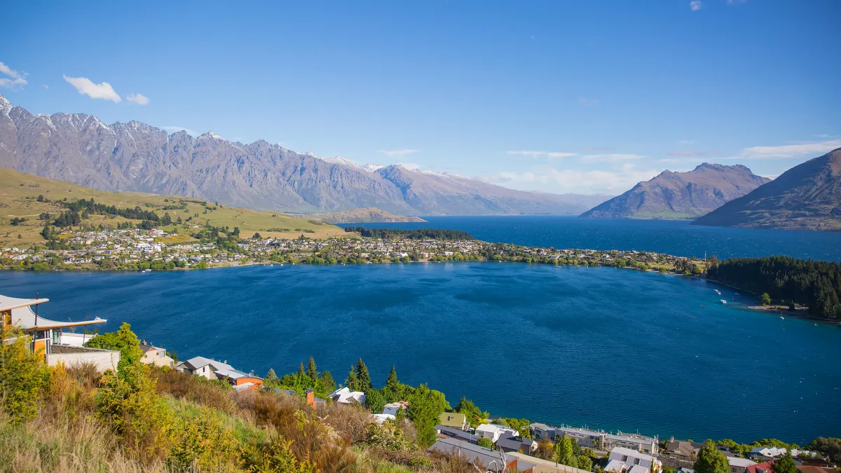 Lake Wakatipu
