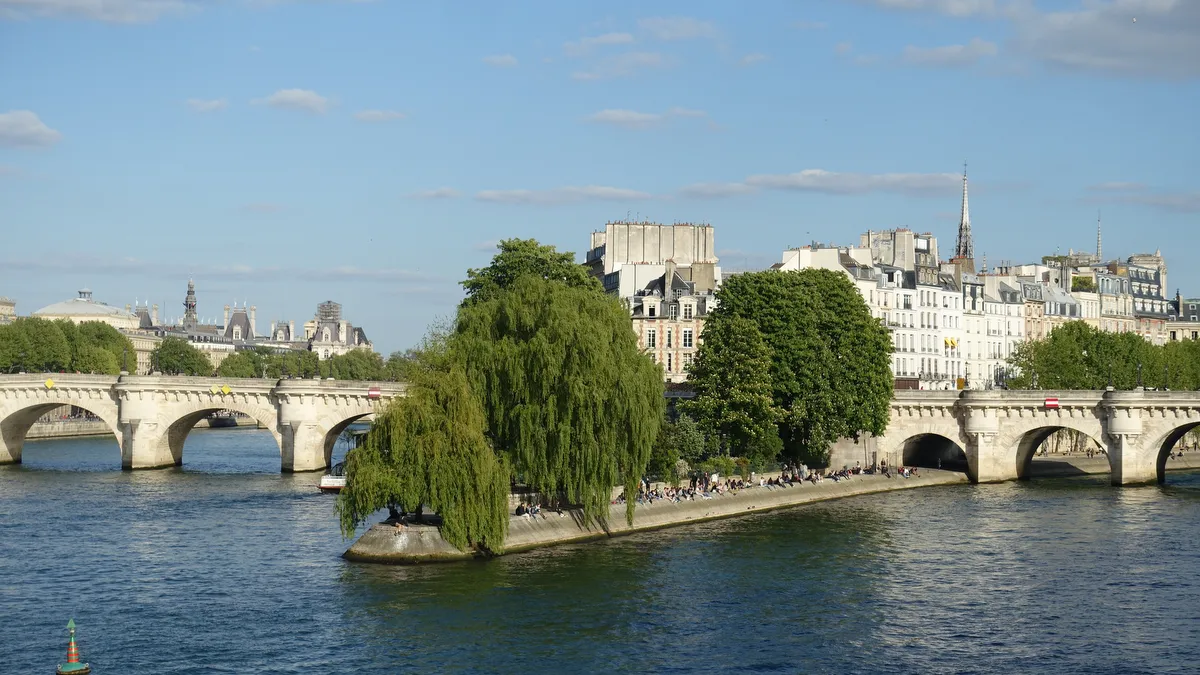 Square du Vert-Galant