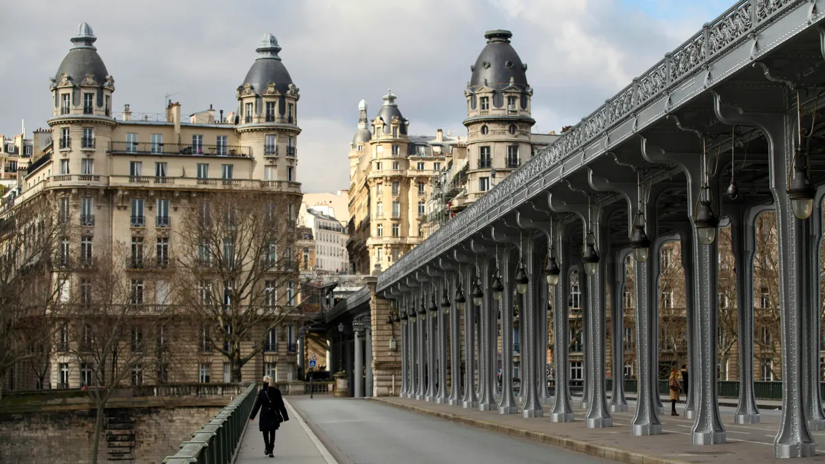 Pont de Bir-Hakeim