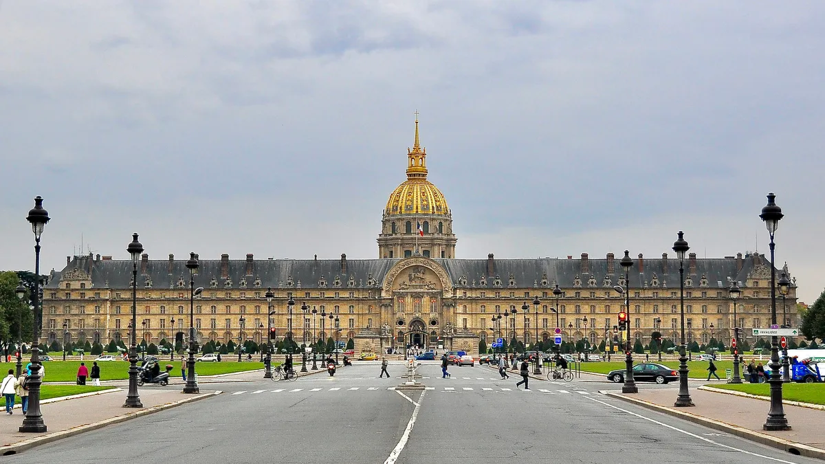 Esplanade des Invalides